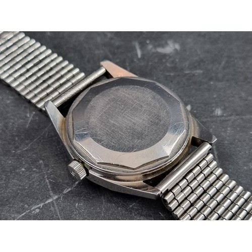 680 - A 1970s Tissot 'Seastar' stainless steel automatic wristwatch, 35mm, Ref. 44543-1X, Cal. 2481, on vi... 