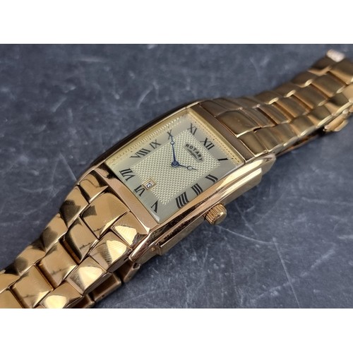 700 - A Rotary gold plated quartz wristwatch, 29mm, Ref. GB42831/09 (13594), on original bracelet, with bo... 