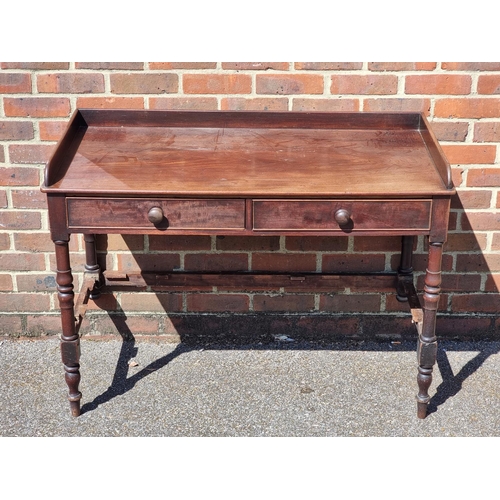 1010 - An early Victorian mahogany washstand, 112cm wide, (s.d.).