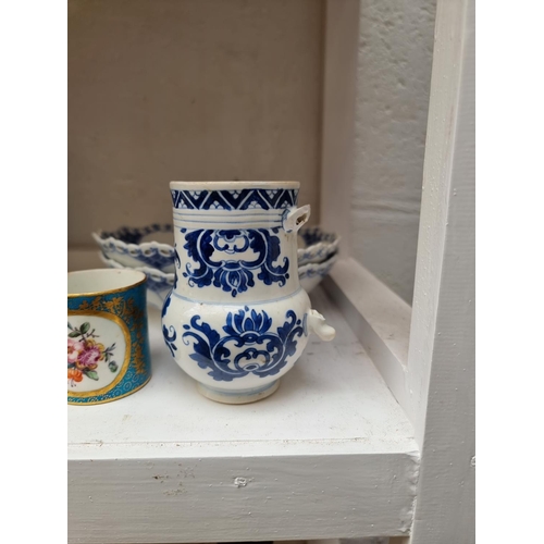 1154 - An interesting group of 18th century and later Continental porcelain, to include Sevres, Berlin and ... 