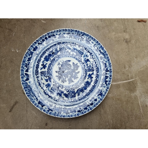 1156 - A collection of 18th/19th century Chinese blue and white plates, largest 25.5cm diameter, (some dama... 