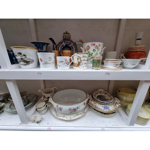 1169 - A mixed group of 19th century and later English pottery and porcelain. (two shelves)... 