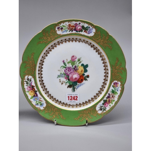 1242 - A pair of Paris porcelain cabinet plates, one indistinctly inscribed 'Feuillet', each finely painted... 