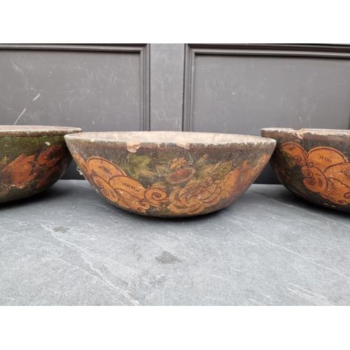 1359 - A large set of three 19th century Continental papier mache bowls, with polychrome and gilt decoratio... 