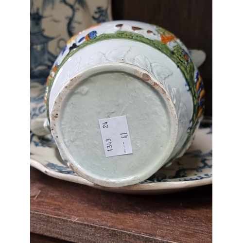 1384 - An interesting group of late 18th/early 19th century pearlware and creamware pottery, to include a p... 