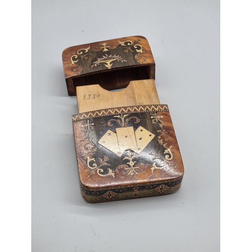 1486 - A vintage Italian marquetry playing card case, probably Sorrento, 11.5 x 8.5cm.   &nb... 