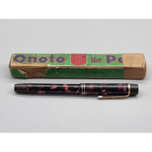 1513 - A vintage De La Rue 'Onoto The Pen' fountain pen, with 14ct nib, boxed.