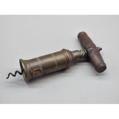 1521 - A 19th century Thomason type corkscrew. 