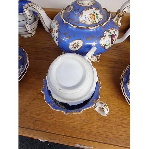 1549 - An extensive Victorian porcelain tea service.