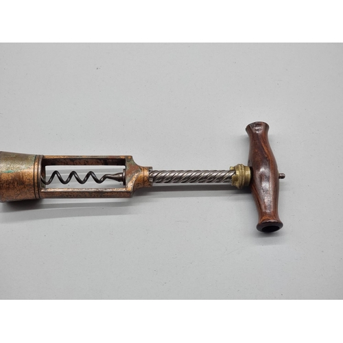 1520 - A 19th century 'G Twigg's Patent' corkscrew. 