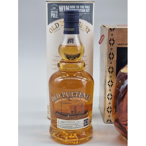15 - A 70cl bottle of Old Pulteney 12 Year Old Whisky, in card tube; together with a 1 litre bottle of Di... 