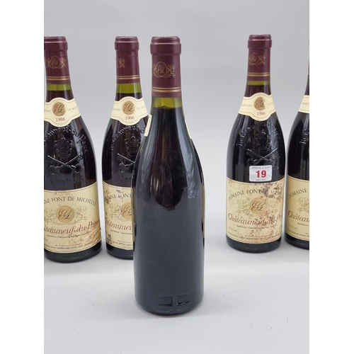 19 - Six 75cl bottles of Chateauneuf du Pape, 1986, Font de Michelle. (6)