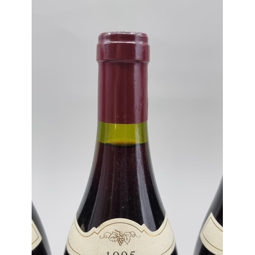 24 - Six 75cl bottles of Volnay Taillepieds 1er Cru, 1995, Bitouzet-Prieur. (6)