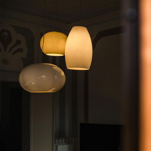 1565 - A Foscarini 'Buds 3' suspension ceiling light, with coloured glass shades, with two ceiling fittings... 