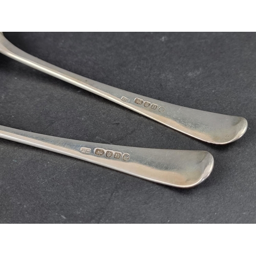 276 - A pair of George III silver Old English pattern table spoons, by R C, London 1788, 143g.... 