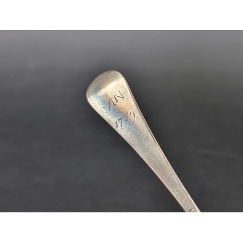 282 - A George II silver mote spoon, 14.5cm; together with five other various silver spoons, weighable 103... 