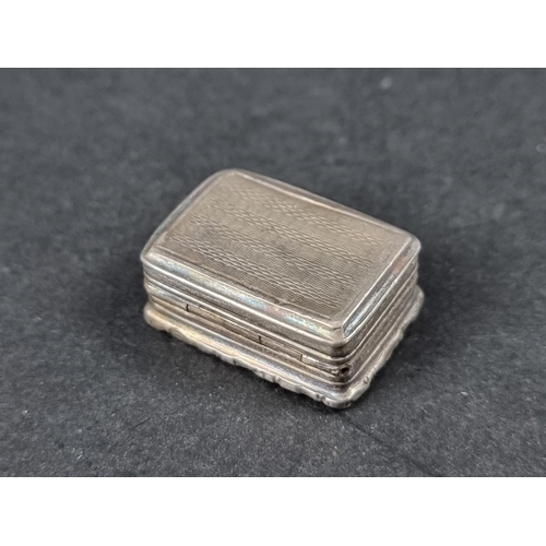 314 - A George IV silver vinaigrette, by Thomas & William Simpson, Birmingham 1824, 29mm, 12.9g.... 