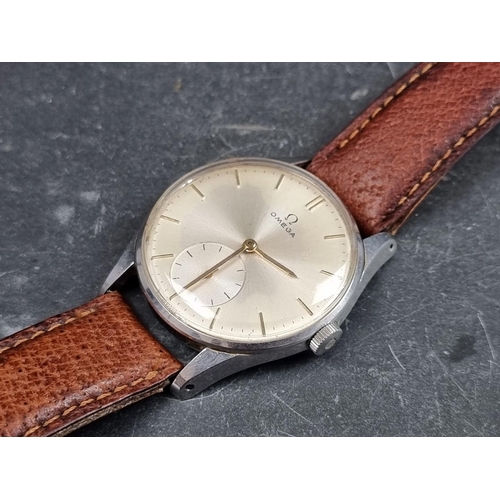 645 - A circa 1954 Omega stainless steel manual wind wristwatch, 35mm, Ref. 14387934, Cal. 266, on later b... 