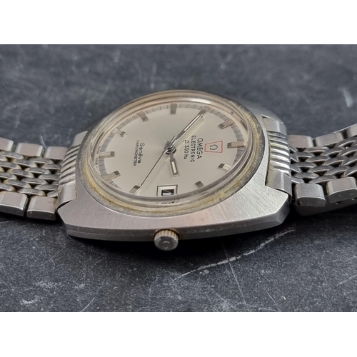 649 - A 1970s Omega 'Electronic f300Hz' quartz wristwatch, 38mm, Ref. 198.030, with original stainless ste... 