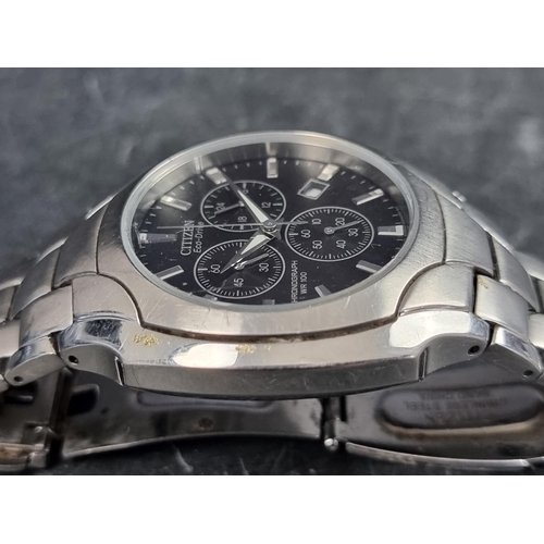 686 - A Citizen 'Eco-Drive' stainless steel chronograph wristwatch, 40mm, Ref. H500-S063418, on original s... 