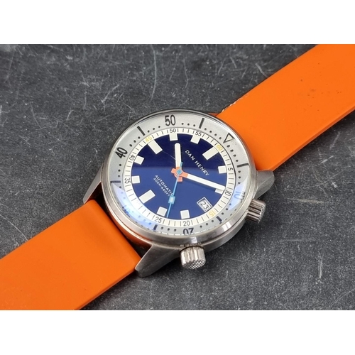 691 - A limited edition Dan Henry '1970 Diver' stainless steel automatic wristwatch, 40mm, Ref. 0031-1970,... 