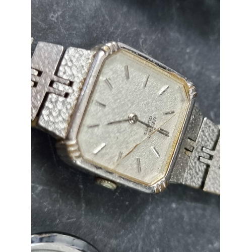 715 - A group of wristwatches, to include a Raymond Weil ladies example, Ref. 9630. (12)