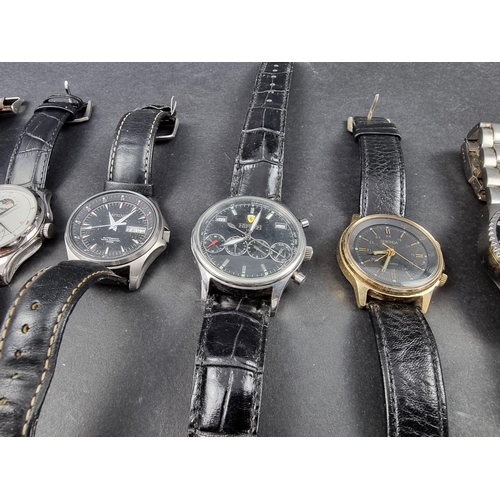 738E - A quantity of wristwatches, to include a Sea Pro 'Scuba 200' and a Seiko 5. (12)