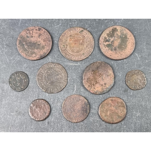 786 - Tokens: to include: a Chichester, Mathew Ball 1657 farthing; and a London William Allen 1796 half pe... 