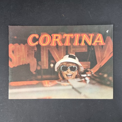 1282 - Automobilia: an interesting collection of 1960s/70s/80s Ford car and van brochures, to include Corti... 