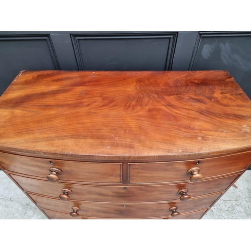 1065 - A Victorian mahogany bowfront chest of drawers, 103.5cm wide.