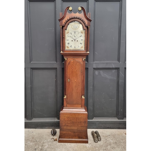 1253 - A George III oak eight day longcase clock, the 12in arched painted dial inscribed 'Jon Caldecot... 