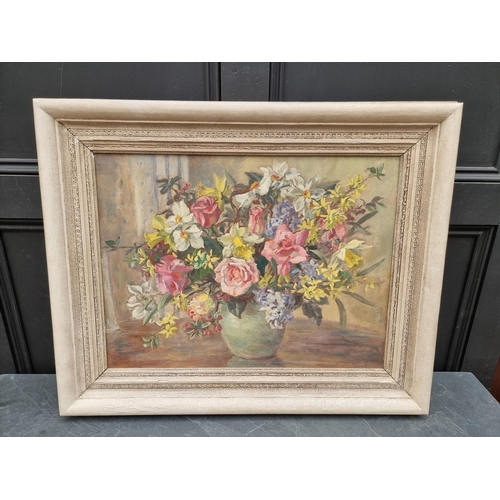 1273 - Hilda Waller, still life of flowers in a vase, signed and dated 1952, oil on board, 45 x 60cm.... 