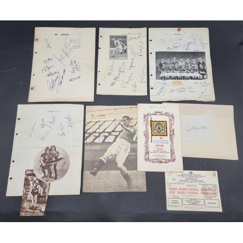 227 - AUTOGRAPHS: SPORT: a collection of autographs including Irish International footballers, 1940s/... 