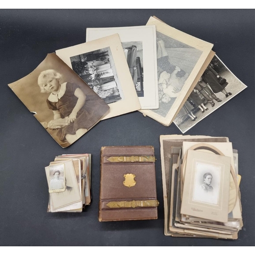 252 - PHOTOGRAPHY: a small carte de visite album plus quantity of misc. photographs, cdv, etc. (Sm.Bo... 