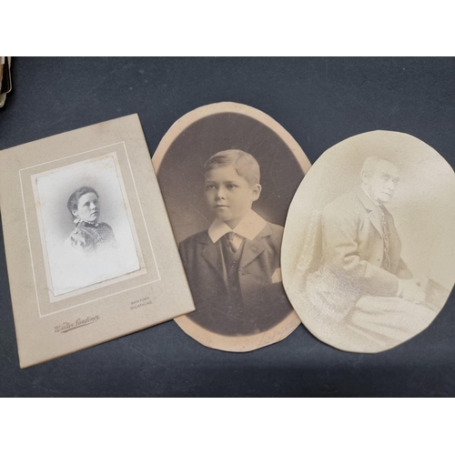 252 - PHOTOGRAPHY: a small carte de visite album plus quantity of misc. photographs, cdv, etc. (Sm.Bo... 