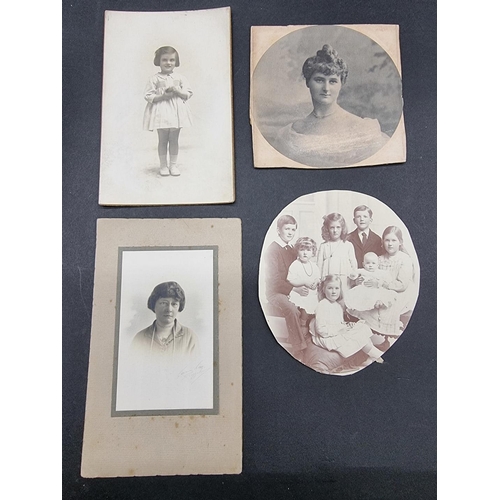 252 - PHOTOGRAPHY: a small carte de visite album plus quantity of misc. photographs, cdv, etc. (Sm.Bo... 