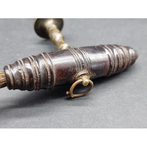 1633 - A Victorian Henshall type turned wood corkscrew, (lost tip of worm).