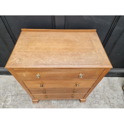 1011 - A small pale oak chest of drawers, 76cm wide.