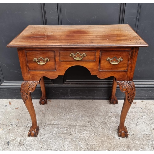 1040 - A George I/II mahogany lowboy, 77cm wide.