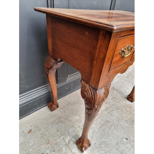 1040 - A George I/II mahogany lowboy, 77cm wide.