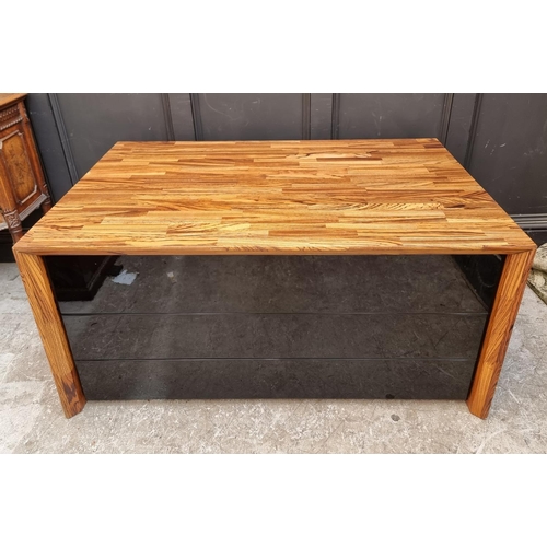 1082 - An impressive Zebrano wood table, with modular three drawer chest insert, 133cm wide.... 