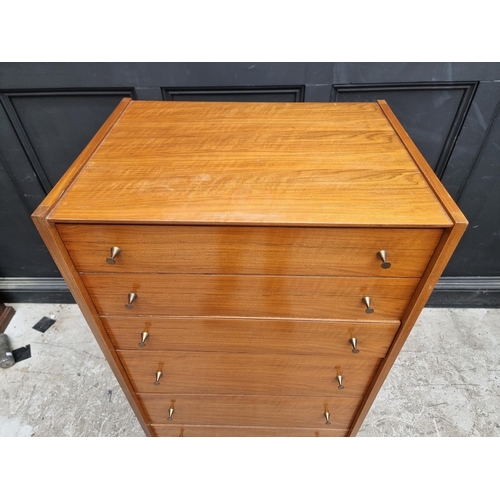 1086 - A mid-century walnut chest of drawers, by John Herbert for Younger & Co, 60.5cm wide.... 