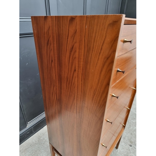 1086 - A mid-century walnut chest of drawers, by John Herbert for Younger & Co, 60.5cm wide.... 