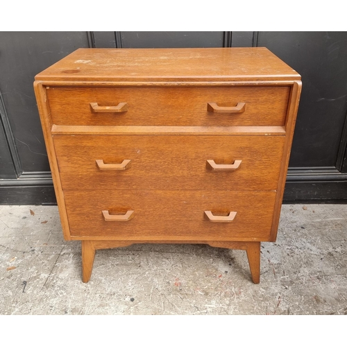 1087 - A mid-century G Plan oak chest of drawers, 76.5cm wide.