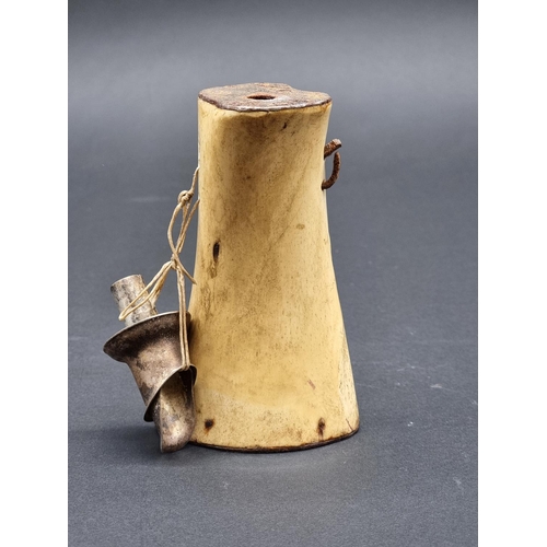 1532 - A 19th century Continental carved bone powder flask, 12.5cm high.