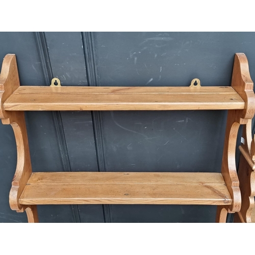 1018 - Two similar old pine hanging open bookshelves, largest 103cm high x 62.5cm wide.... 