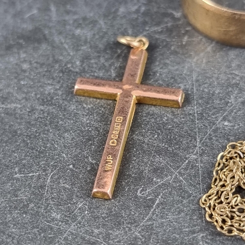 250 - A 9ct gold cross pendant, 31mm high; together with two 9ct gold wedding bands; and other 9ct gold it... 