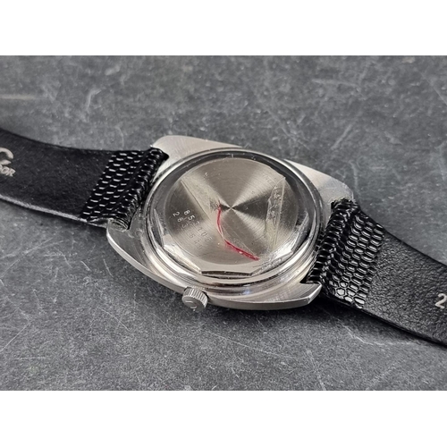 364 - A 1970s Universal Geneve 'Unisonic' 'Tuning Fork' stainless steel wristwatch, 34mm, Ref. 853105, on ... 