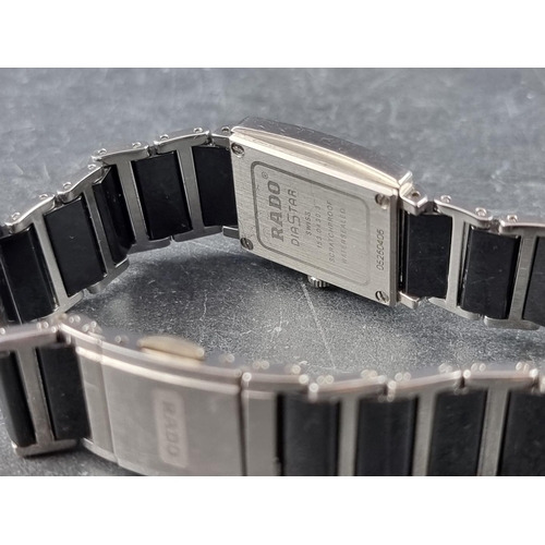 391 - A circa 2000s Rado 'Jubile Diastar' stainless steel and ceramic quartz ladies wristwatch, 18mm, Ref.... 