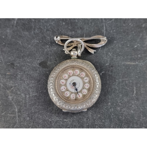 407 - An Edwardian white metal open faced key wind fob watch, 36mm, stamped '.935' and with Swiss conventi... 